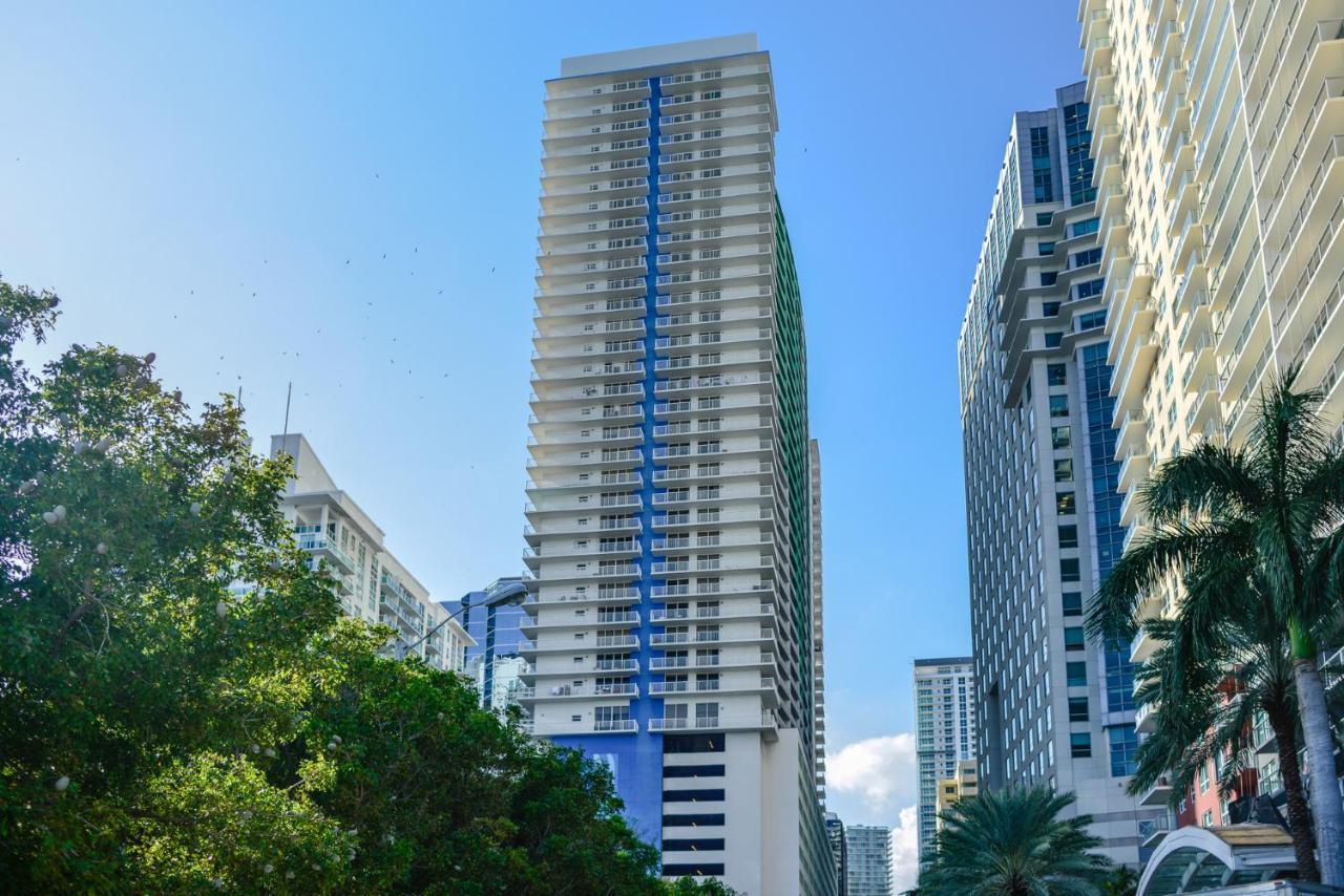 We Host Wonderful 3 Bedroom At Brickell W Gym Apartment